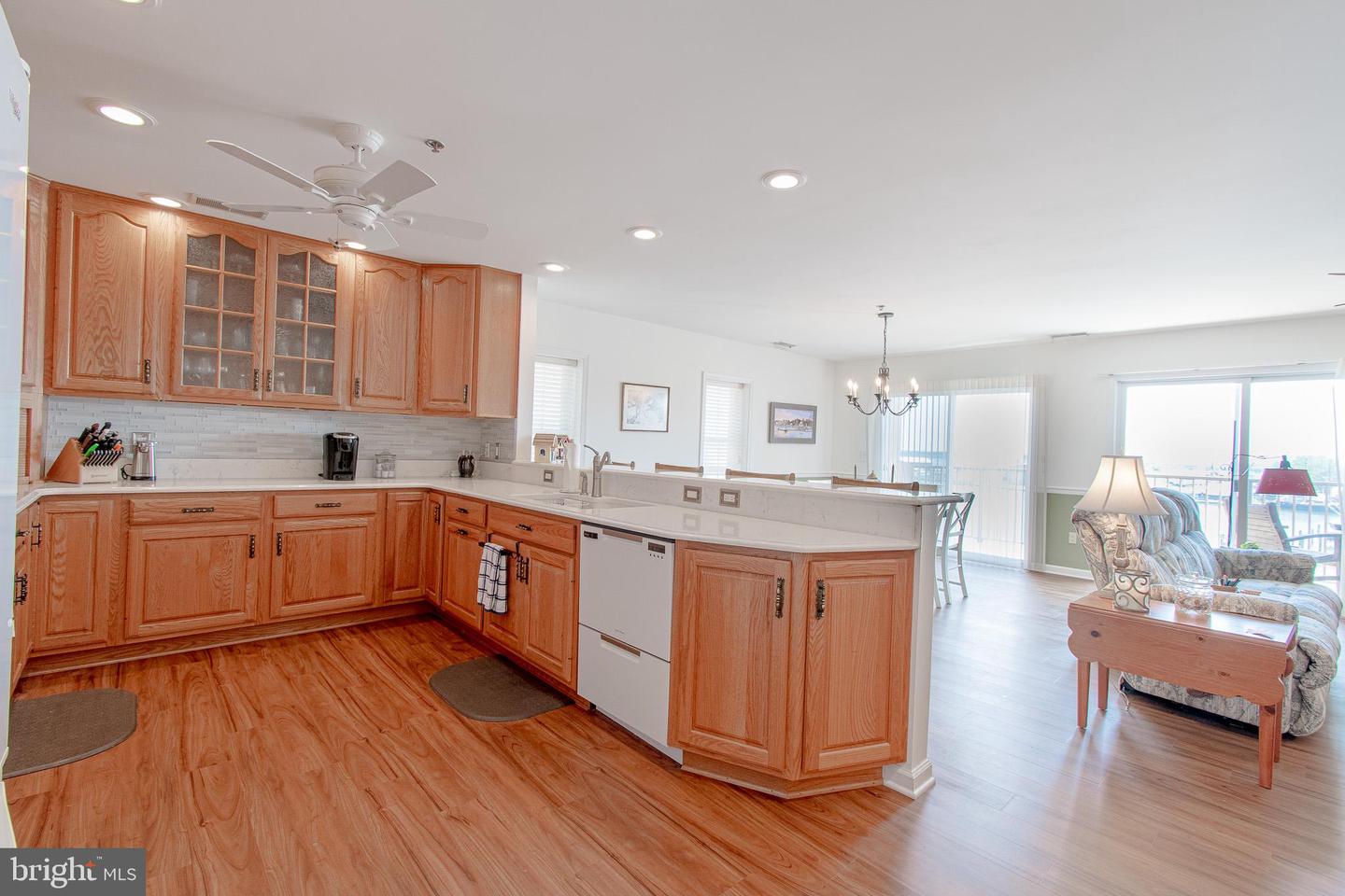 302 Academy St #301a