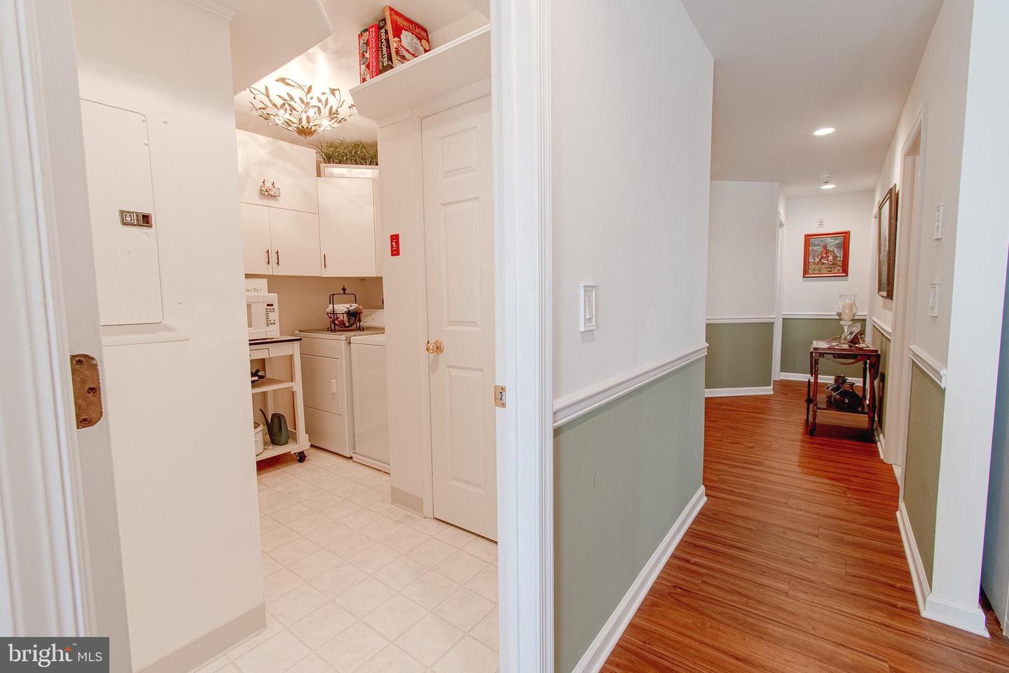 302 Academy St #301a