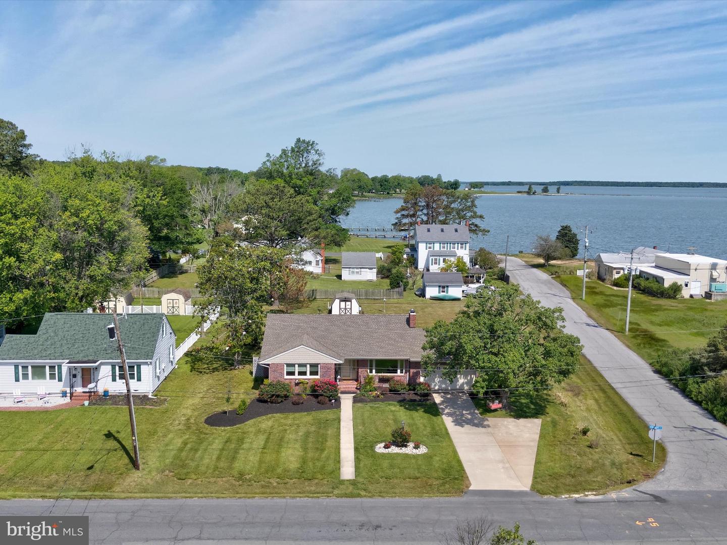 1 Somerset Ave