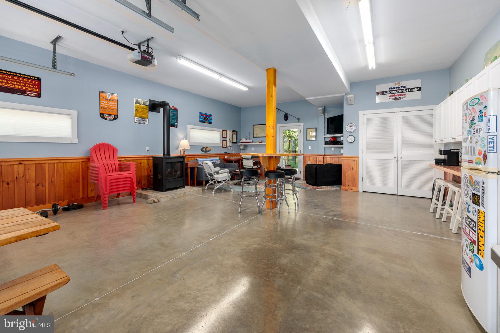 3113 Bay View Dr