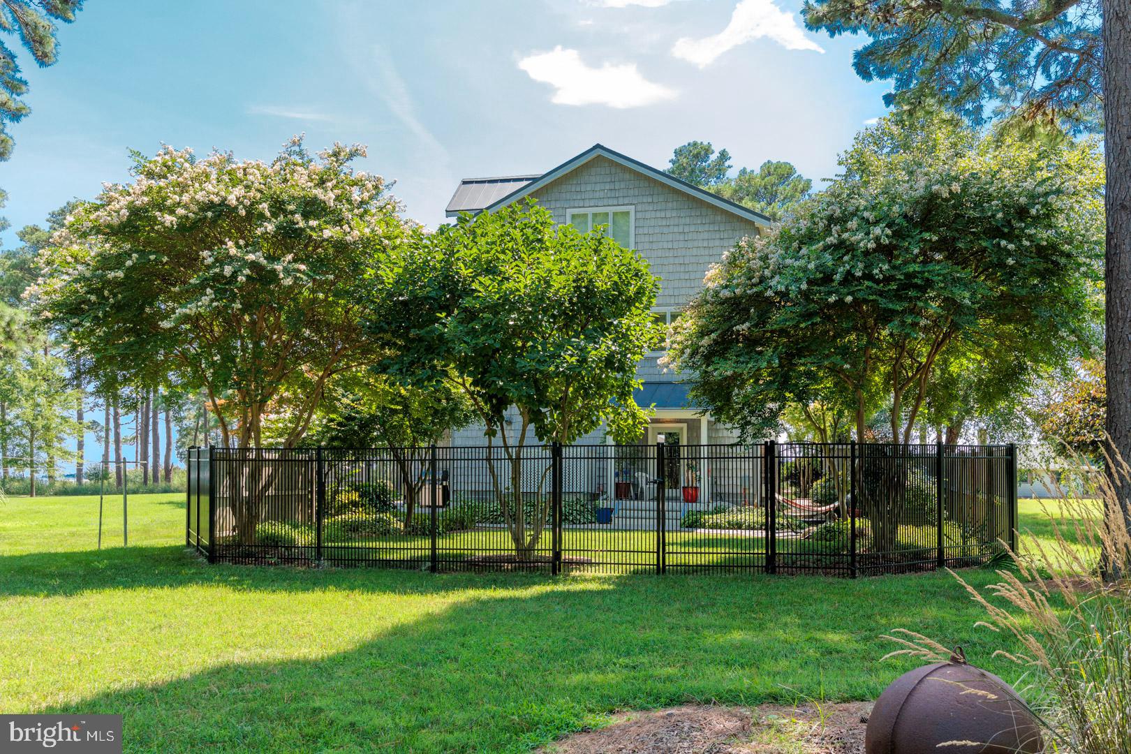 3113 Bay View Dr