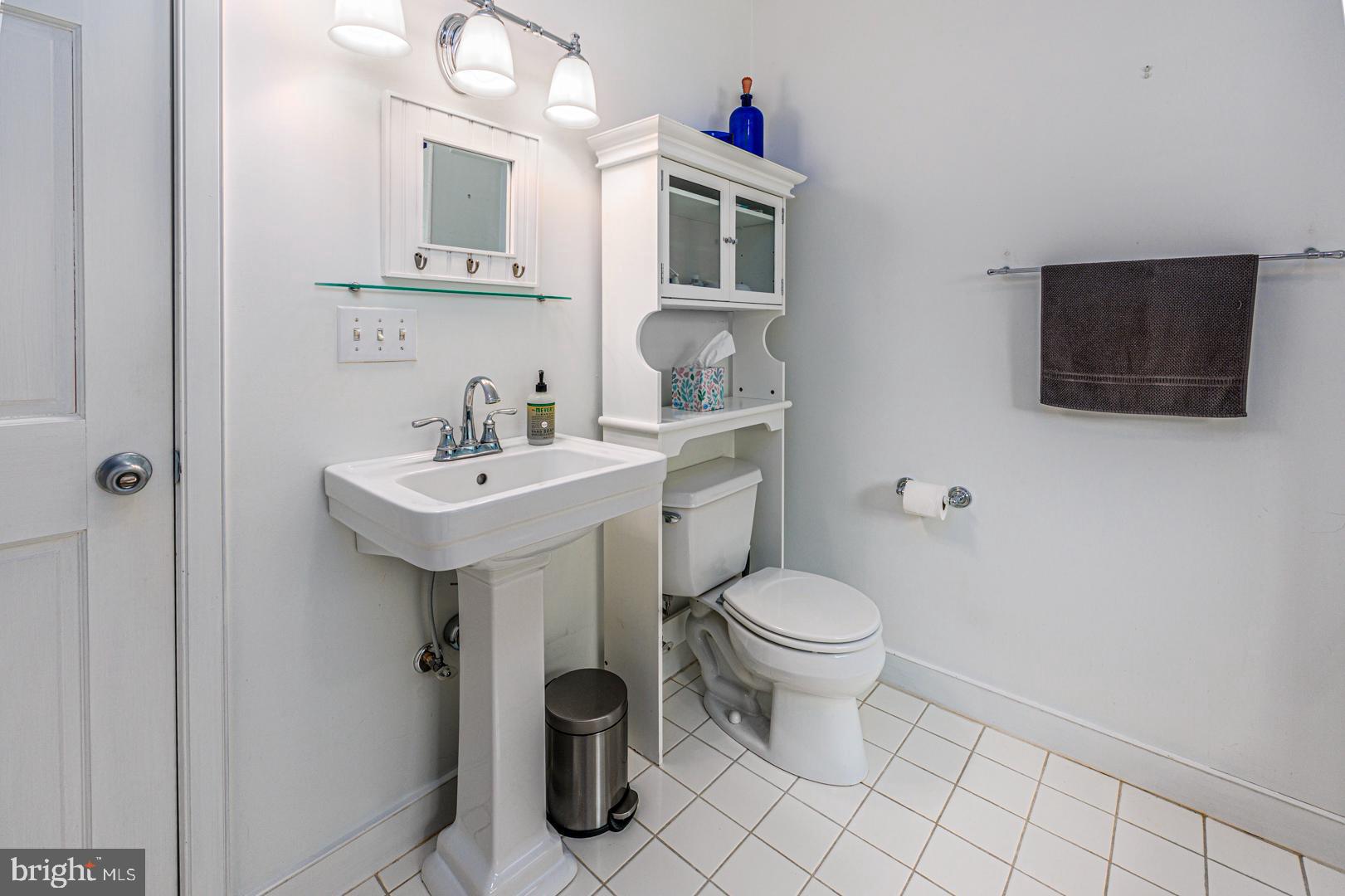 3113 Bay View Dr