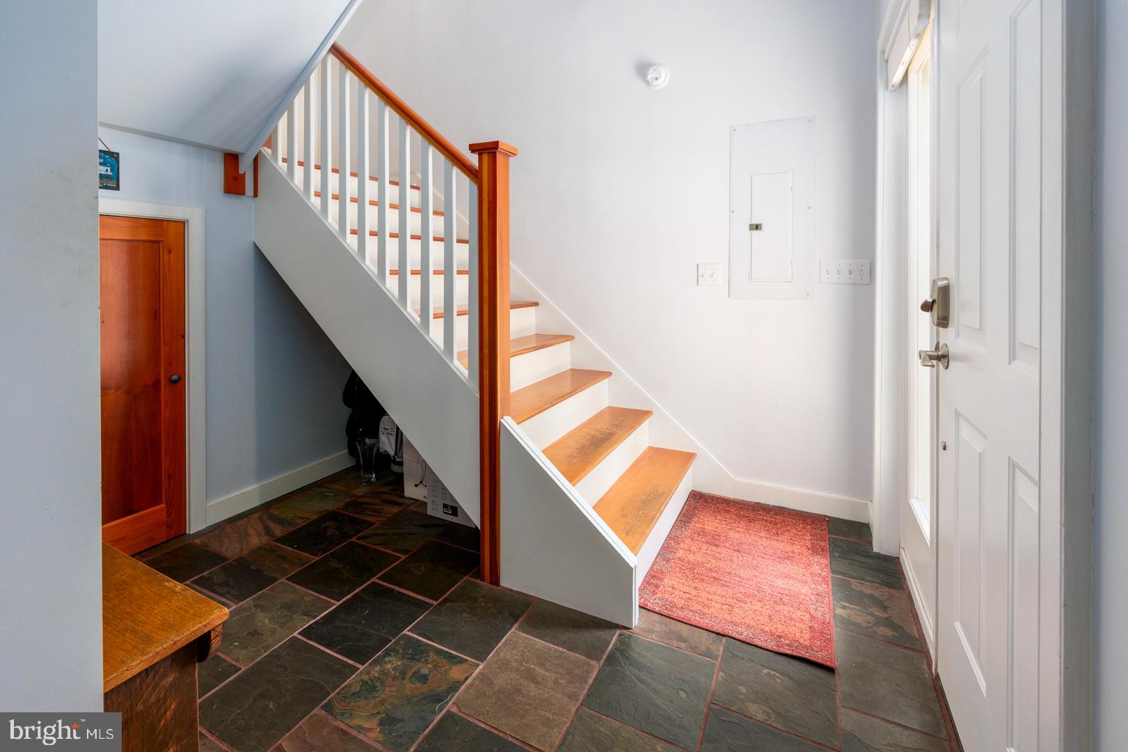 3113 Bay View Dr