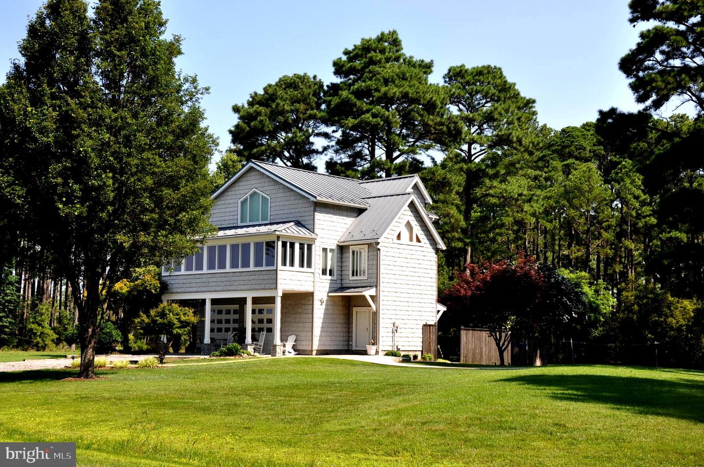 3113 Bay View Dr