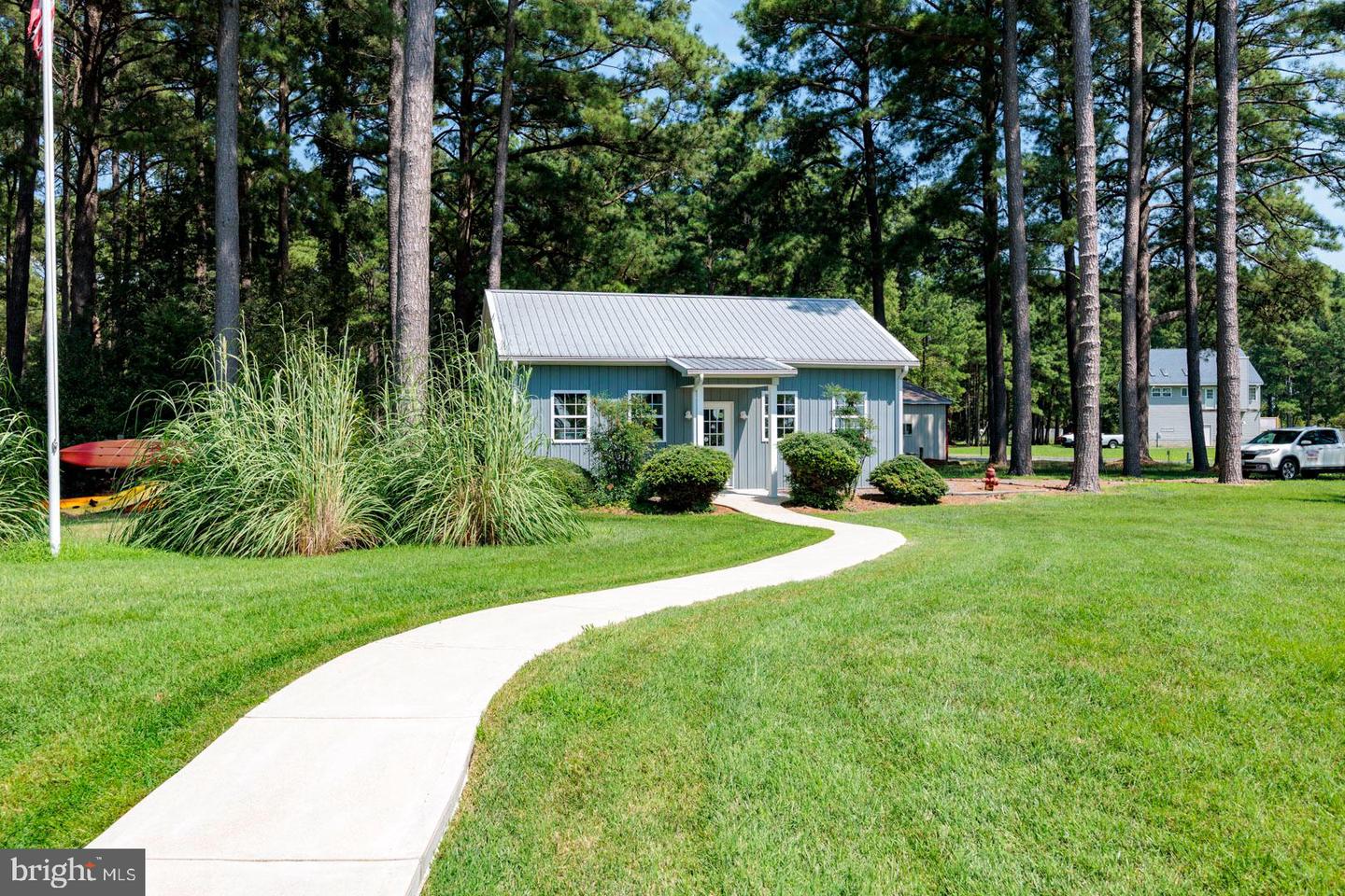 3113 Bay View Dr