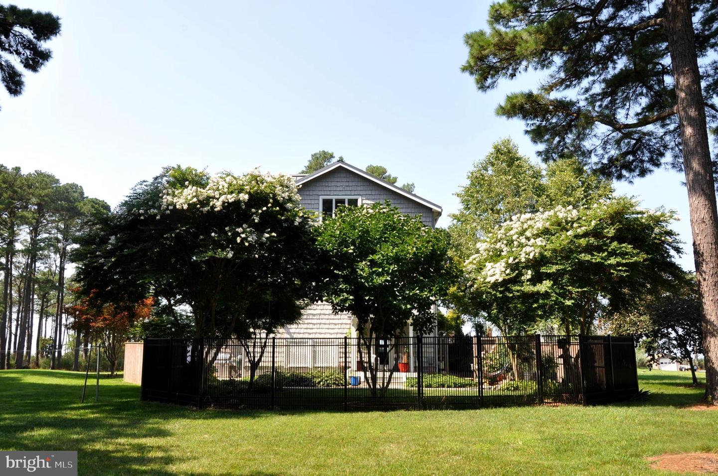 3113 Bay View Dr