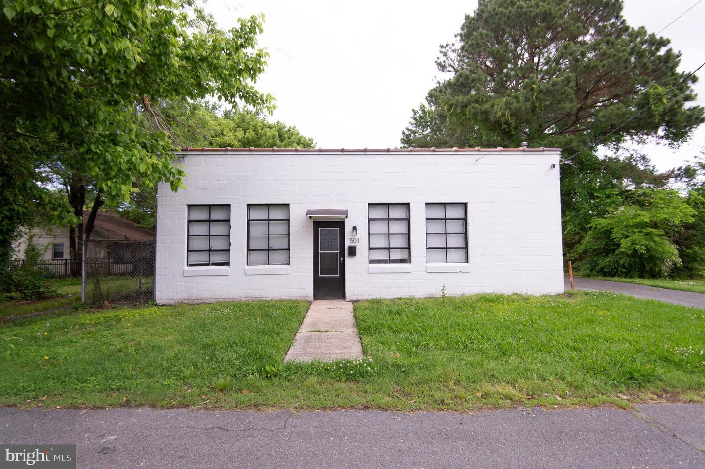501 Boundary Ave