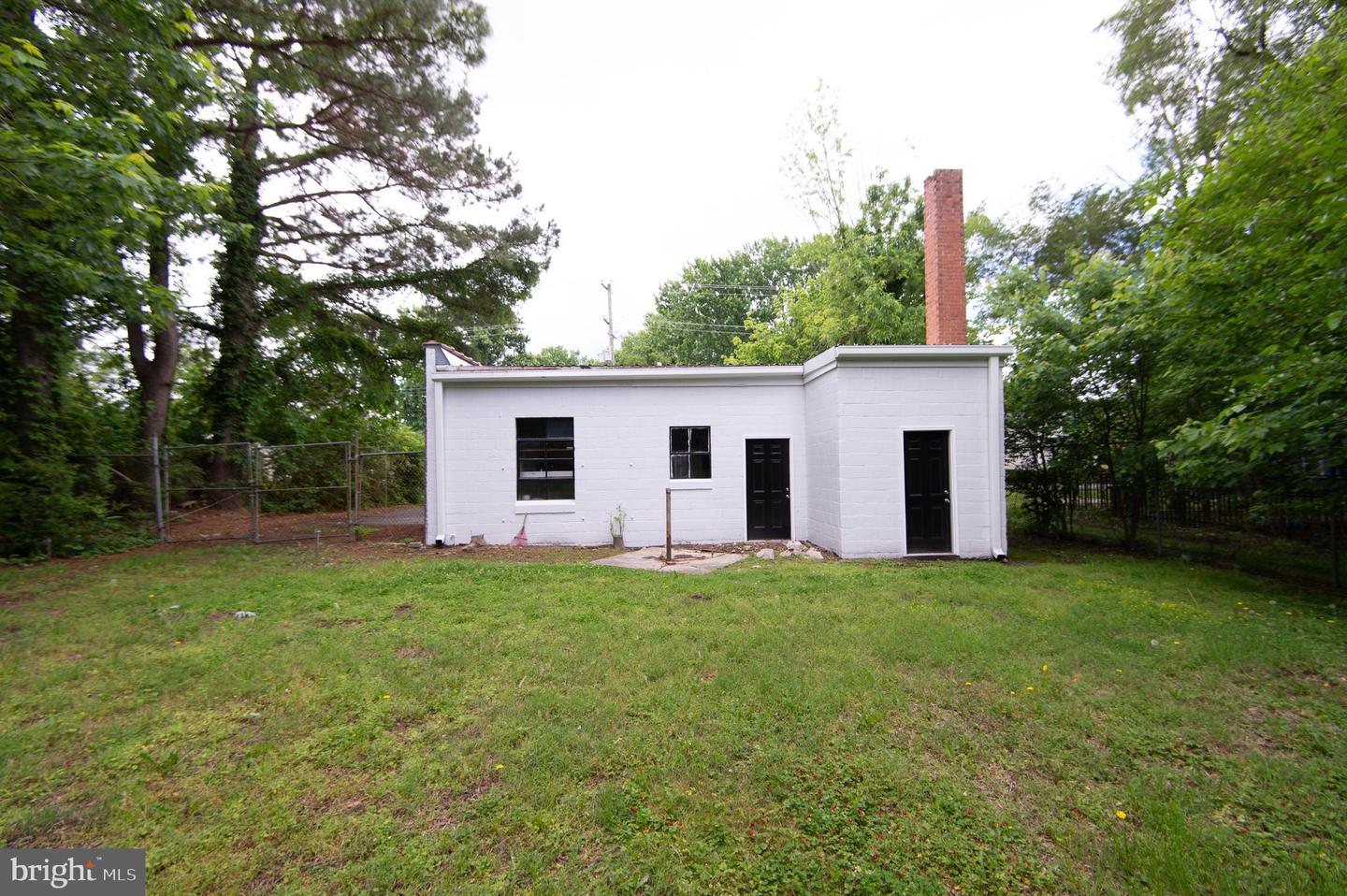 501 Boundary Ave