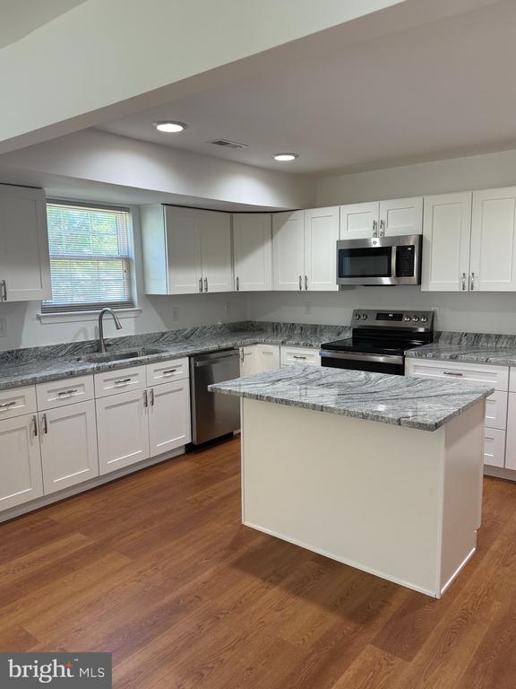 201 Canvasback Way