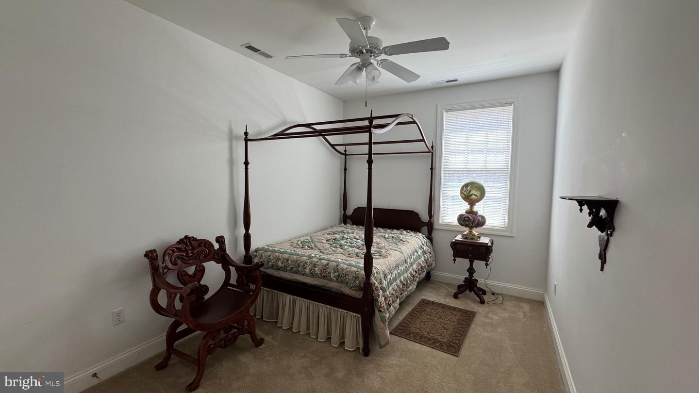 5 Oakley St #102