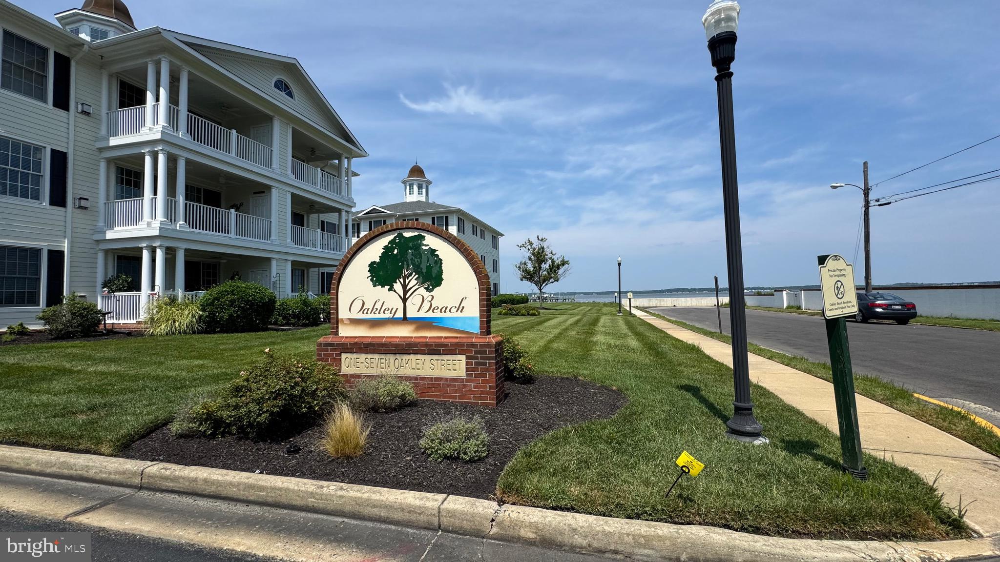 5 Oakley St #102
