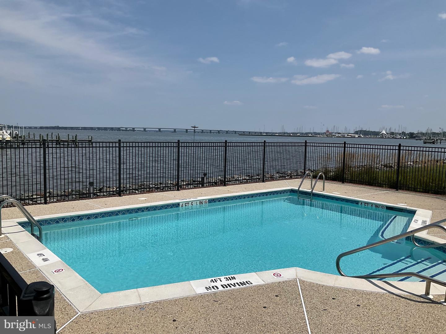 5 Oakley St #102