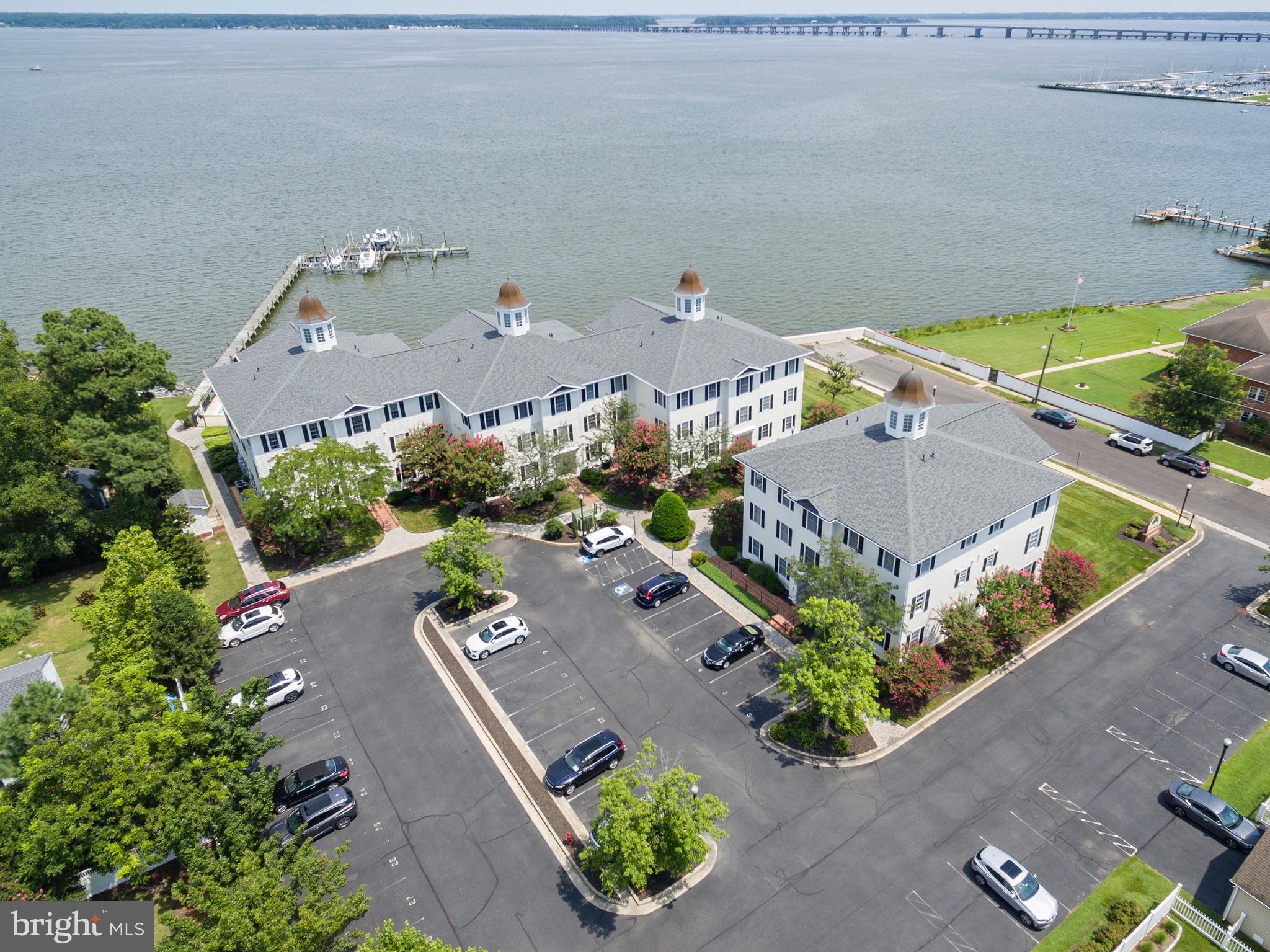 5 Oakley St #102