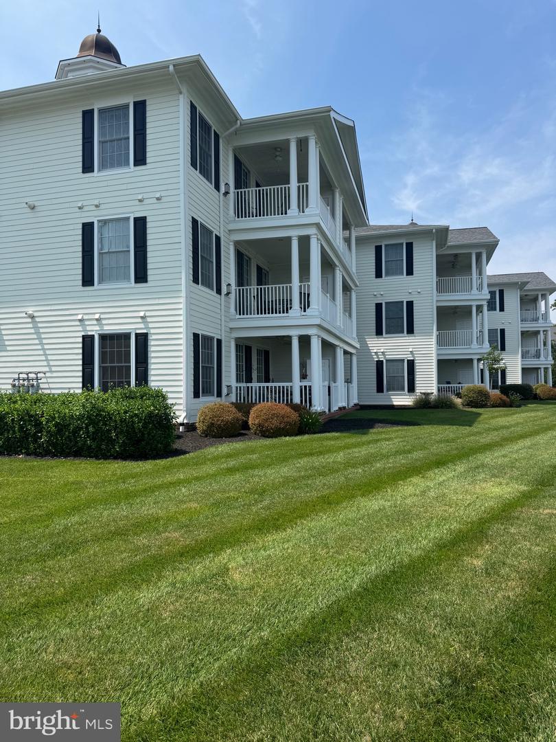 5 Oakley St #102
