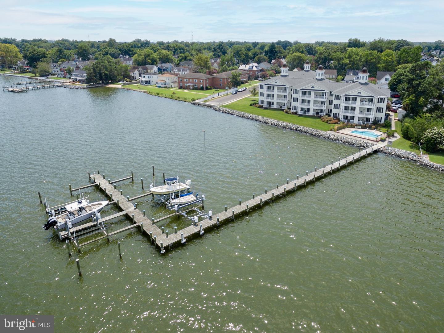 5 Oakley St #102
