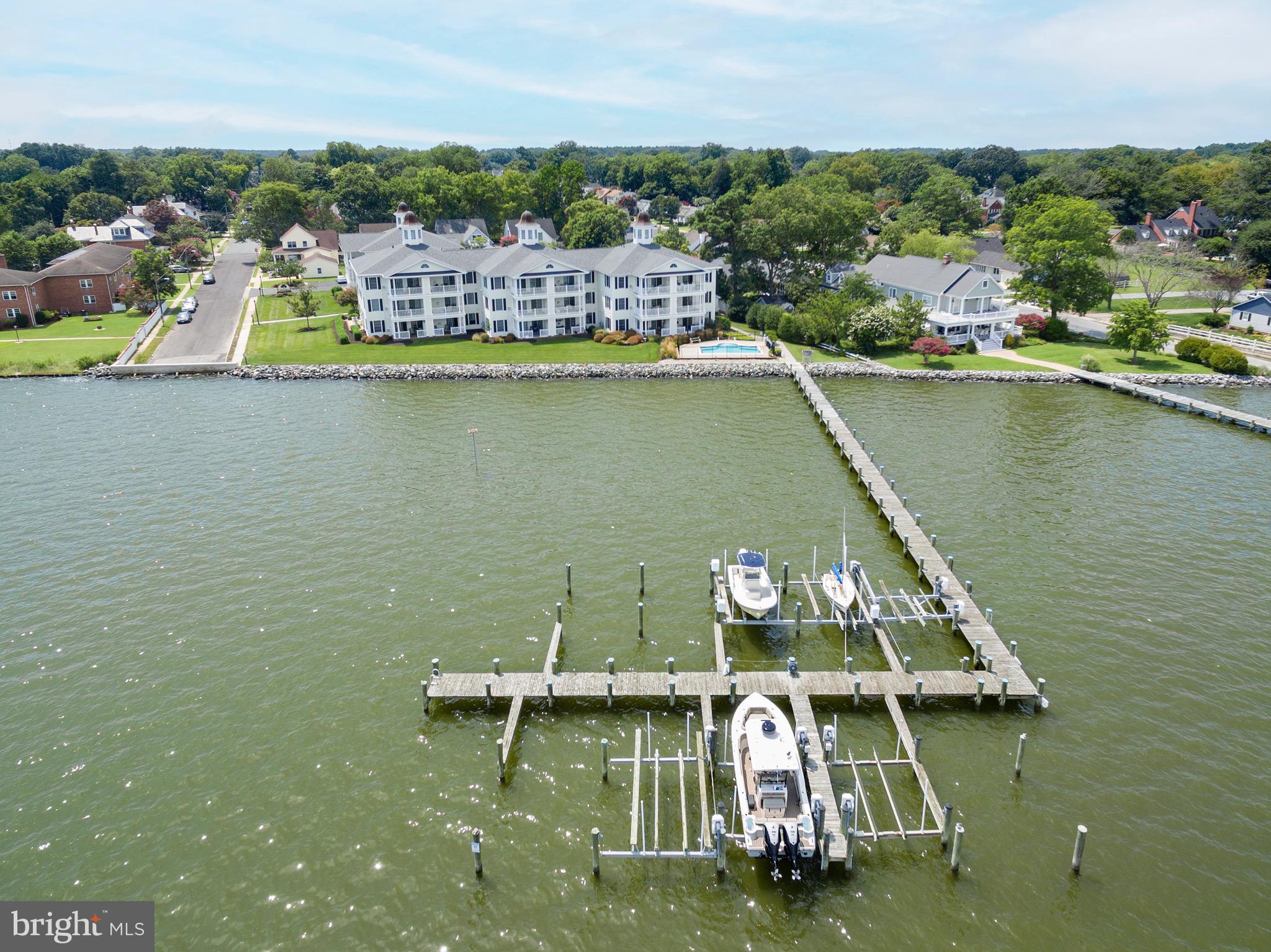 5 Oakley St #102