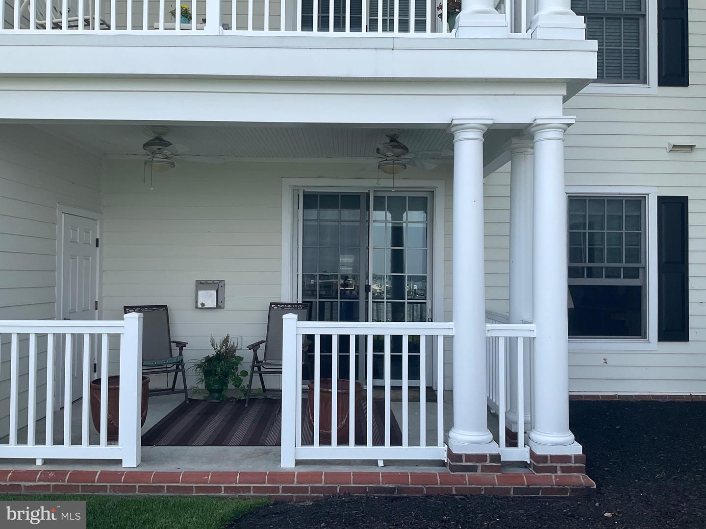 5 Oakley St #102