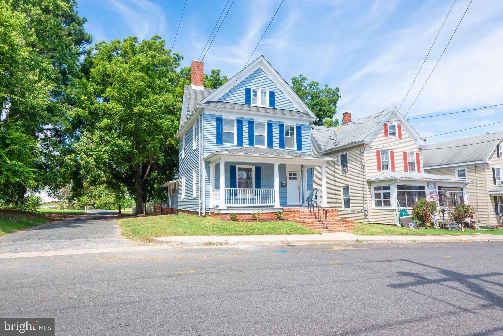 705 Peachblossom Ave