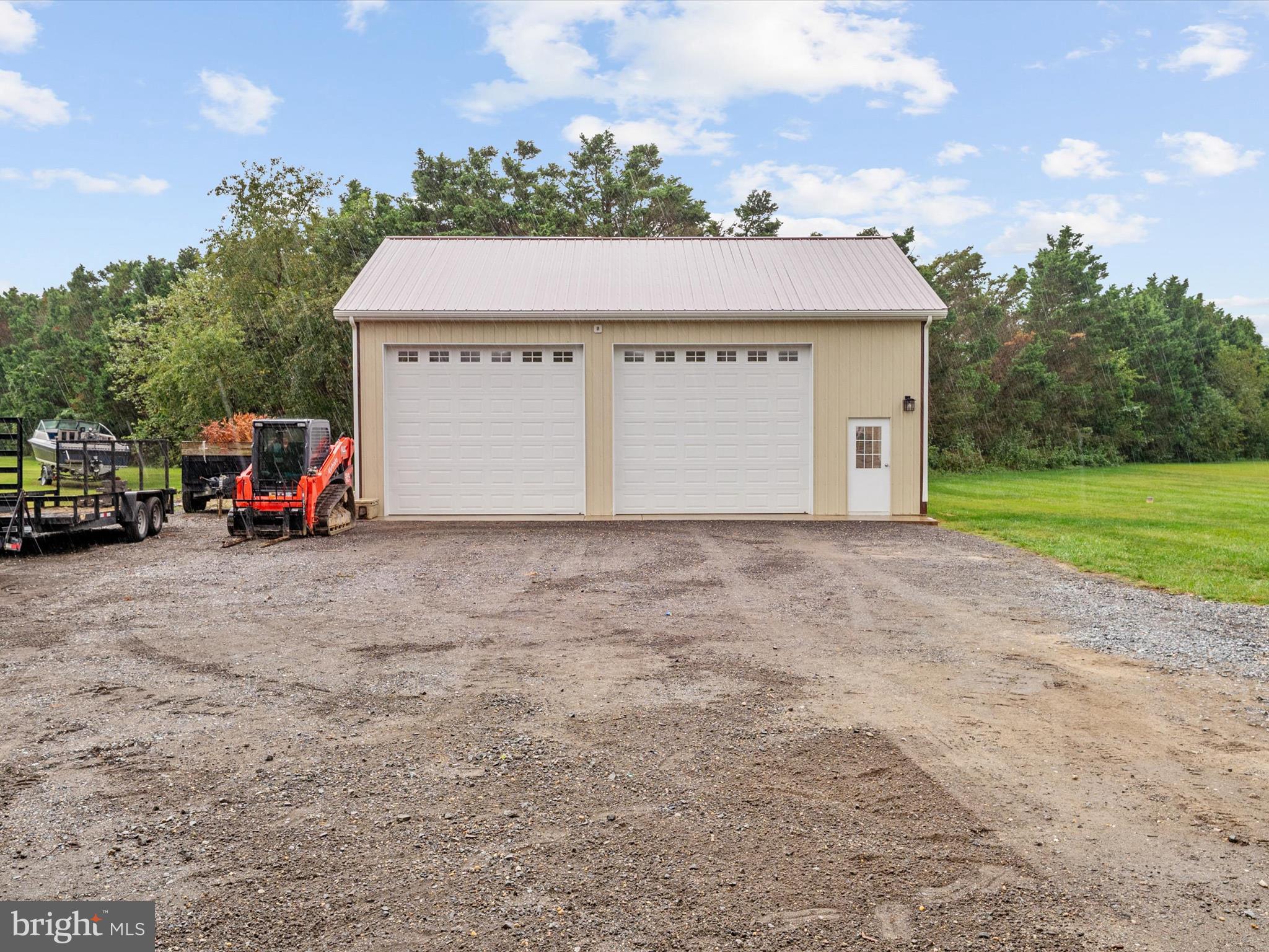 4311 E PHEASANT DRIVE