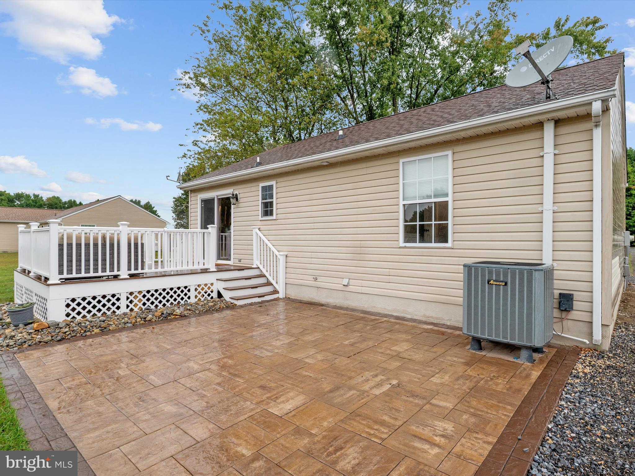 4311 E PHEASANT DRIVE