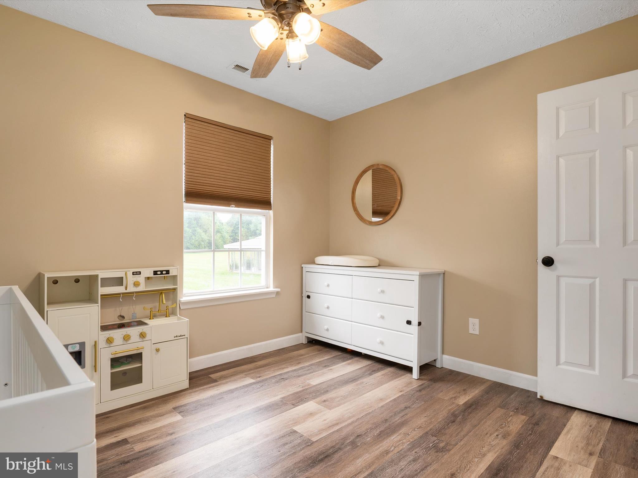 4311 E PHEASANT DRIVE