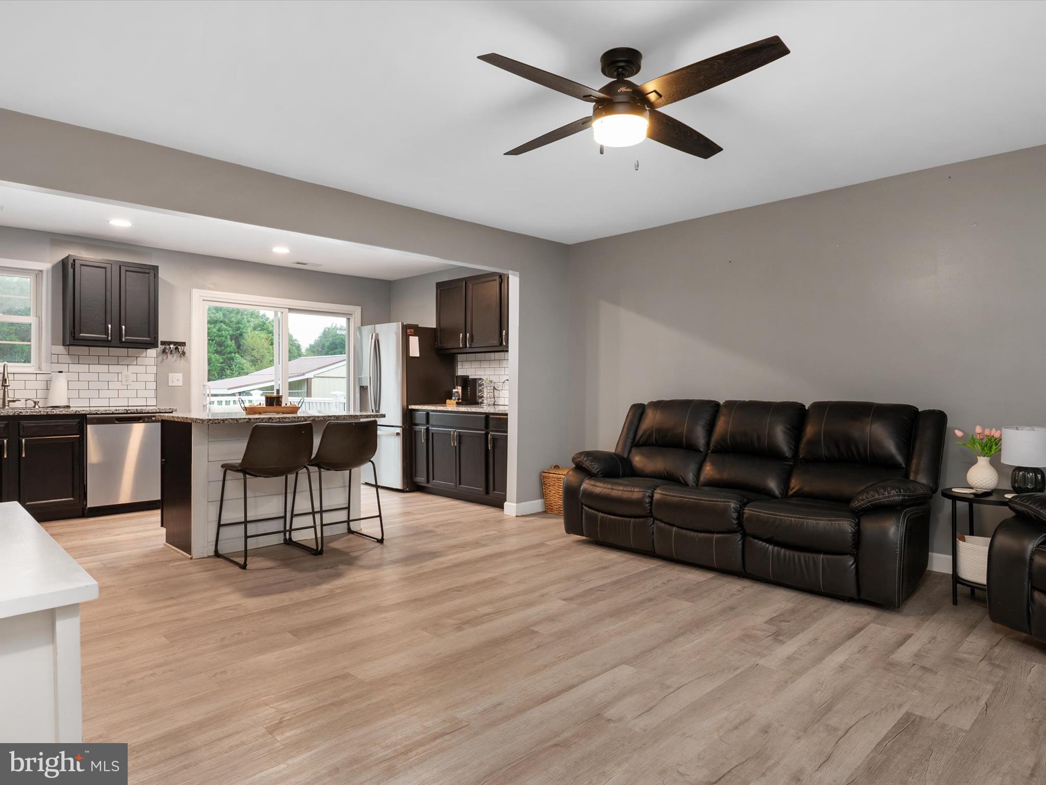 4311 E PHEASANT DRIVE