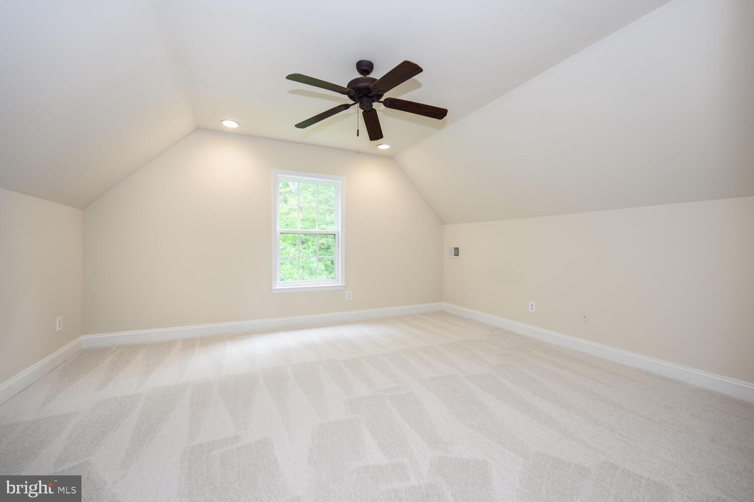 110 REGULATOR DRIVE N