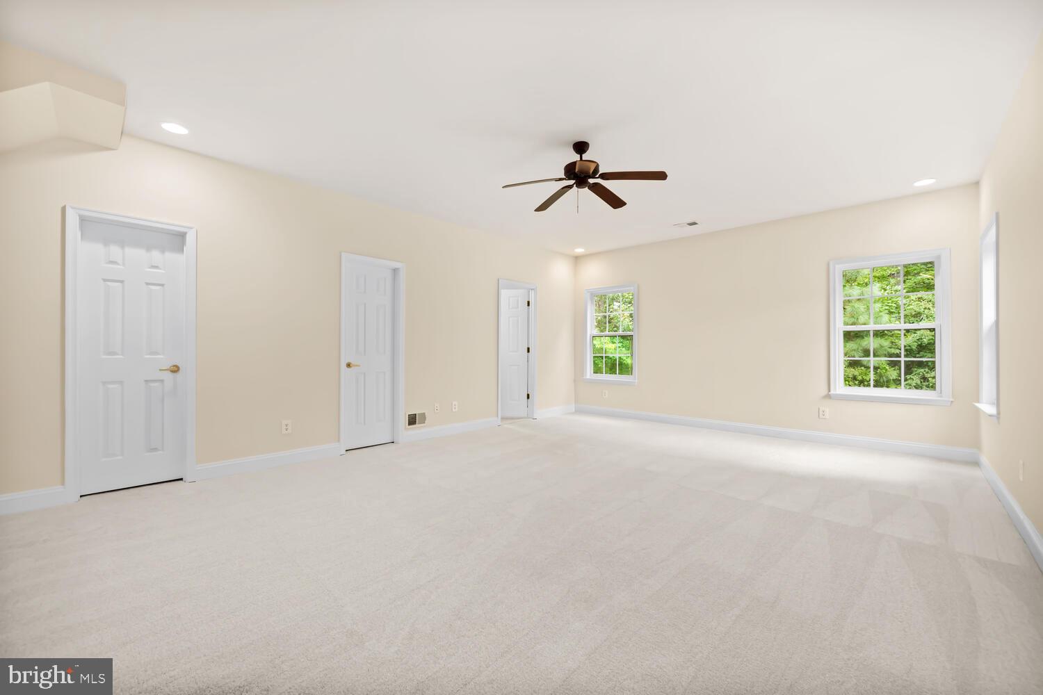110 REGULATOR DRIVE N