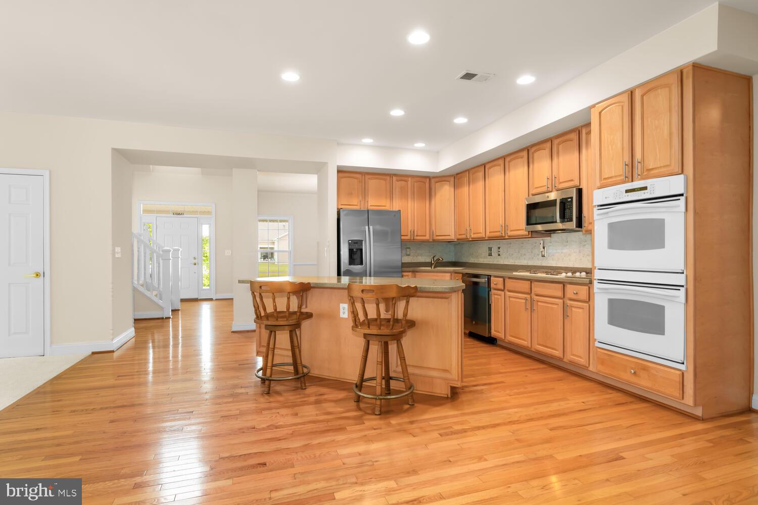 110 REGULATOR DRIVE N