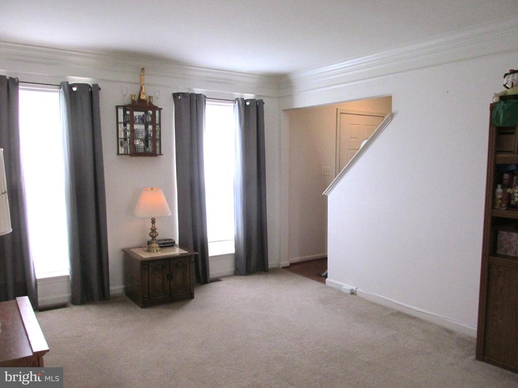 405 OSPREY CIRCLE