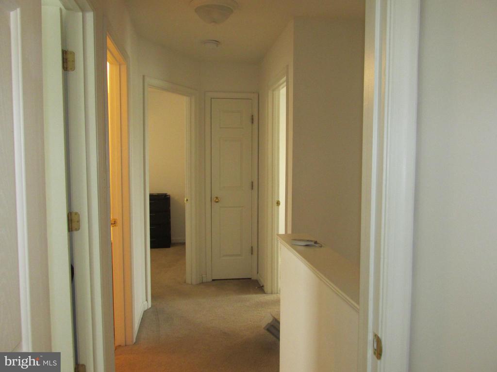405 OSPREY CIRCLE