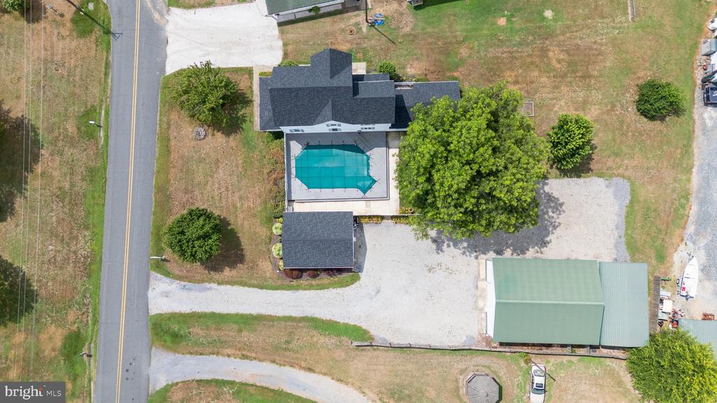 4904 RAVENWOOD ROAD