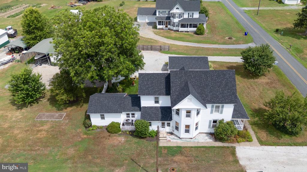 4904 RAVENWOOD ROAD