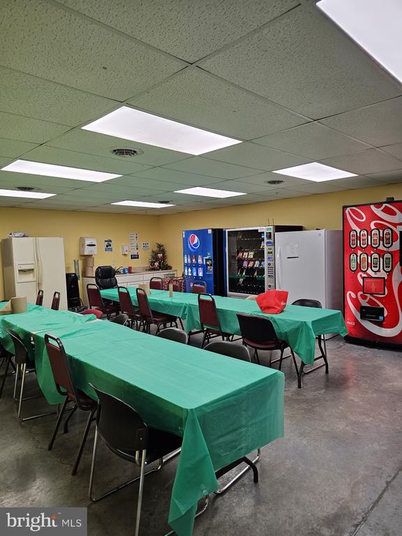 4400 E NEW MARKET HURLOC ROAD