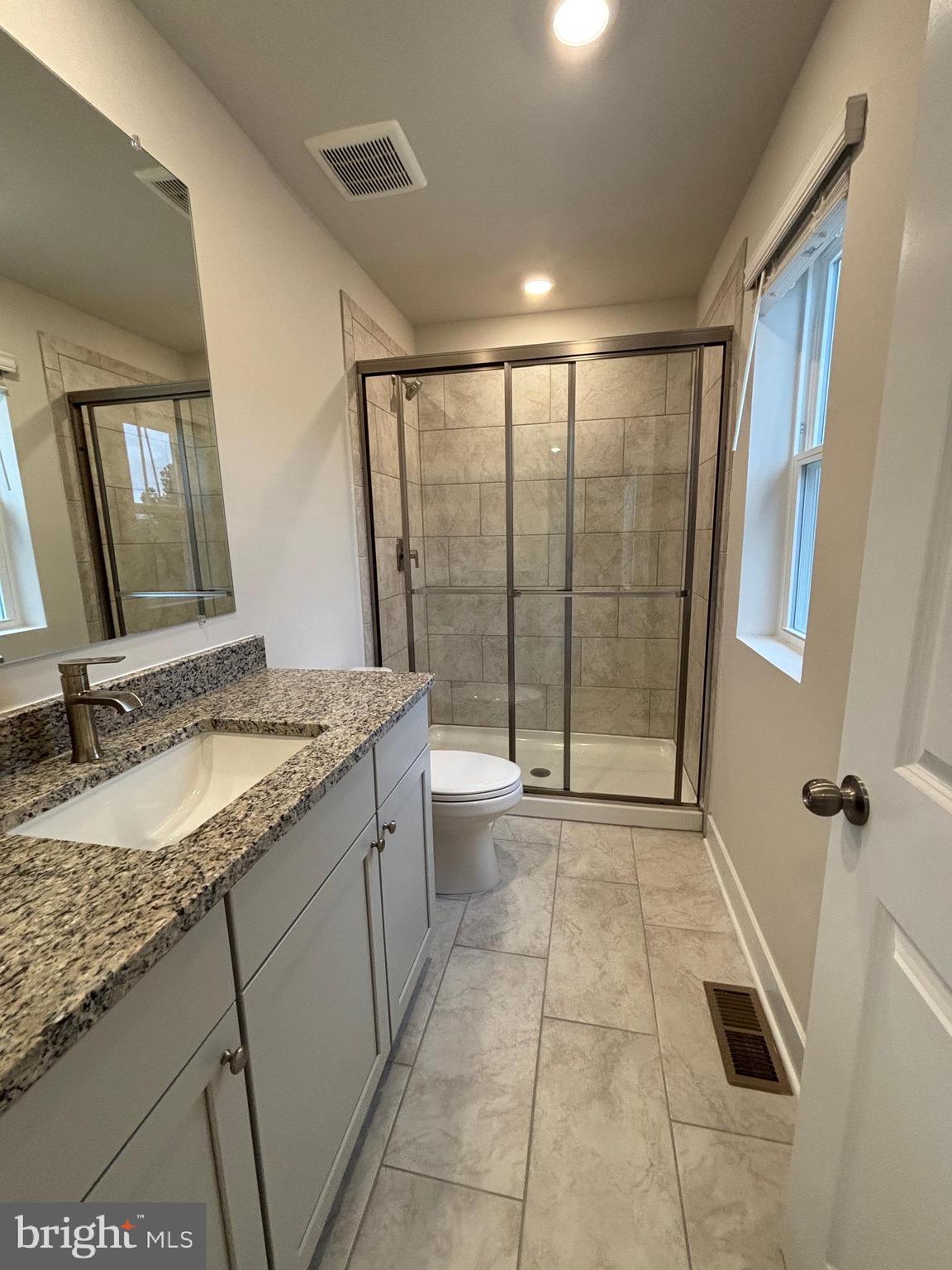 2212 WINTERBERRY LANE I