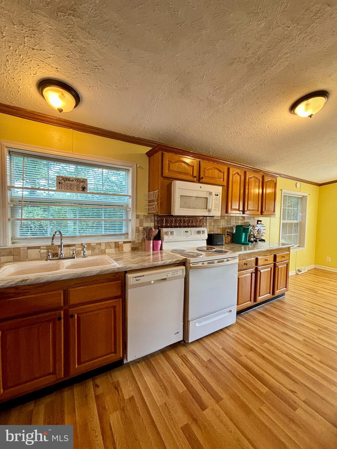 2631 REBECCA LN