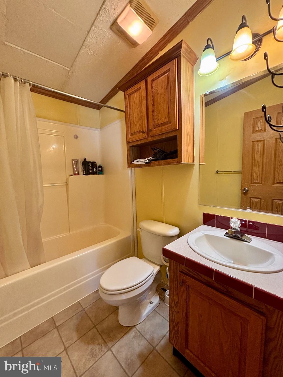 2631 REBECCA LN
