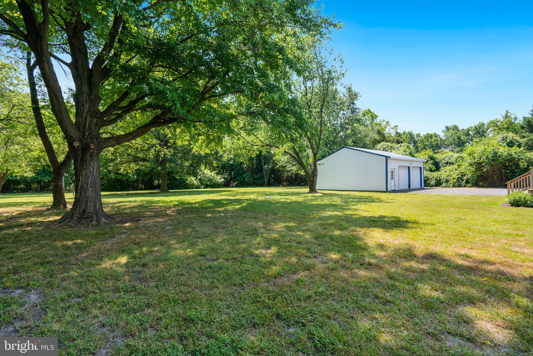 7221 HUBBARD ROAD