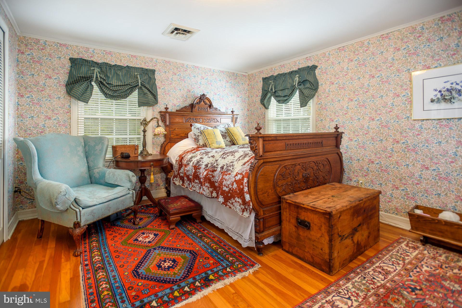 1308 TOWN POINT ROAD