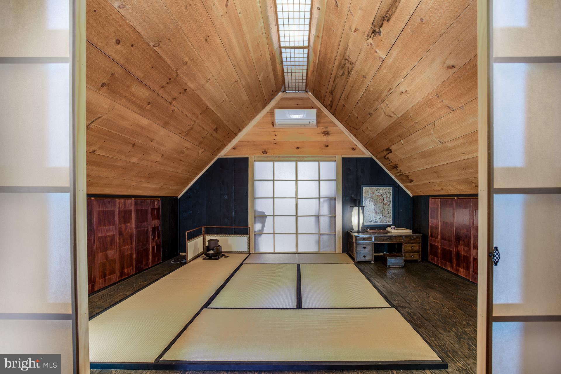 1308 TOWN POINT ROAD