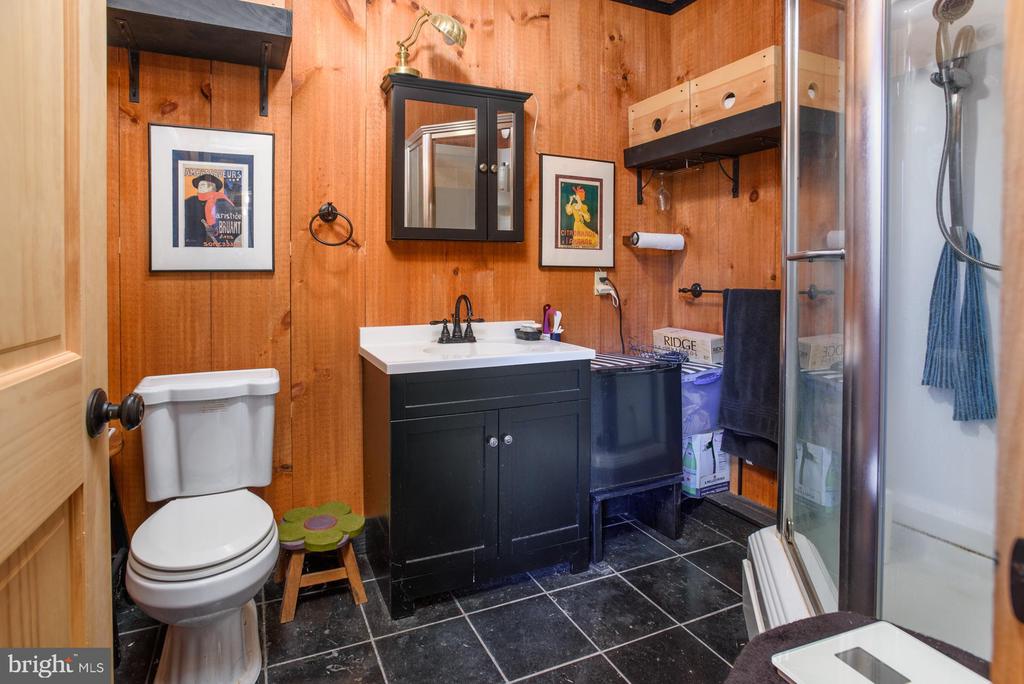1308 TOWN POINT ROAD