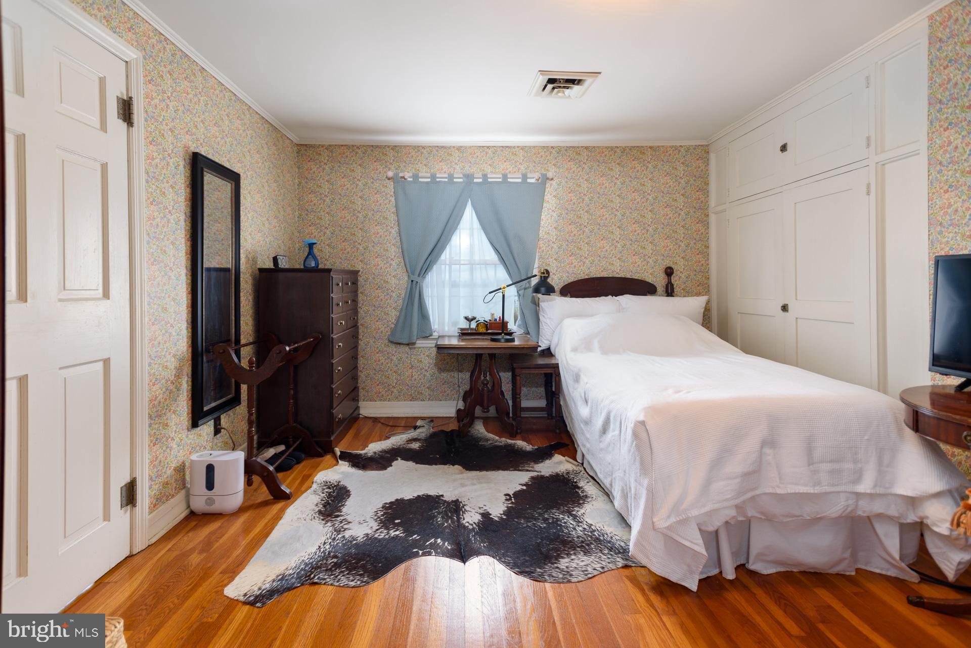 1308 TOWN POINT ROAD