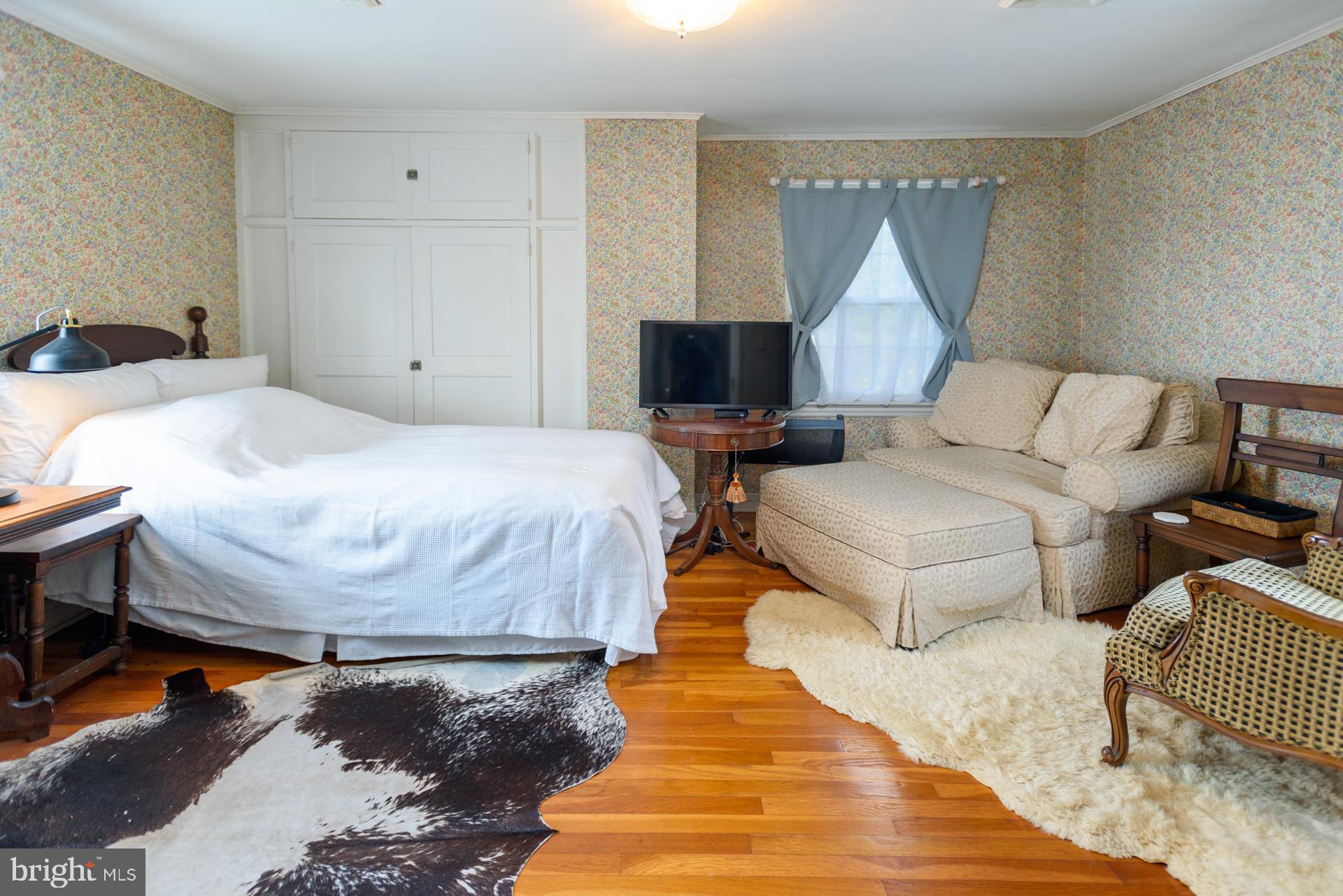 1308 TOWN POINT ROAD