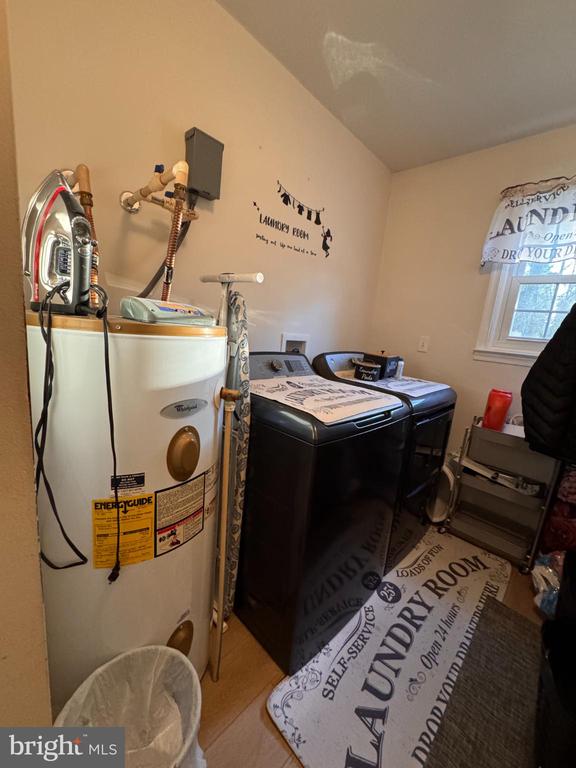 606 EDGEWOOD AVENUE