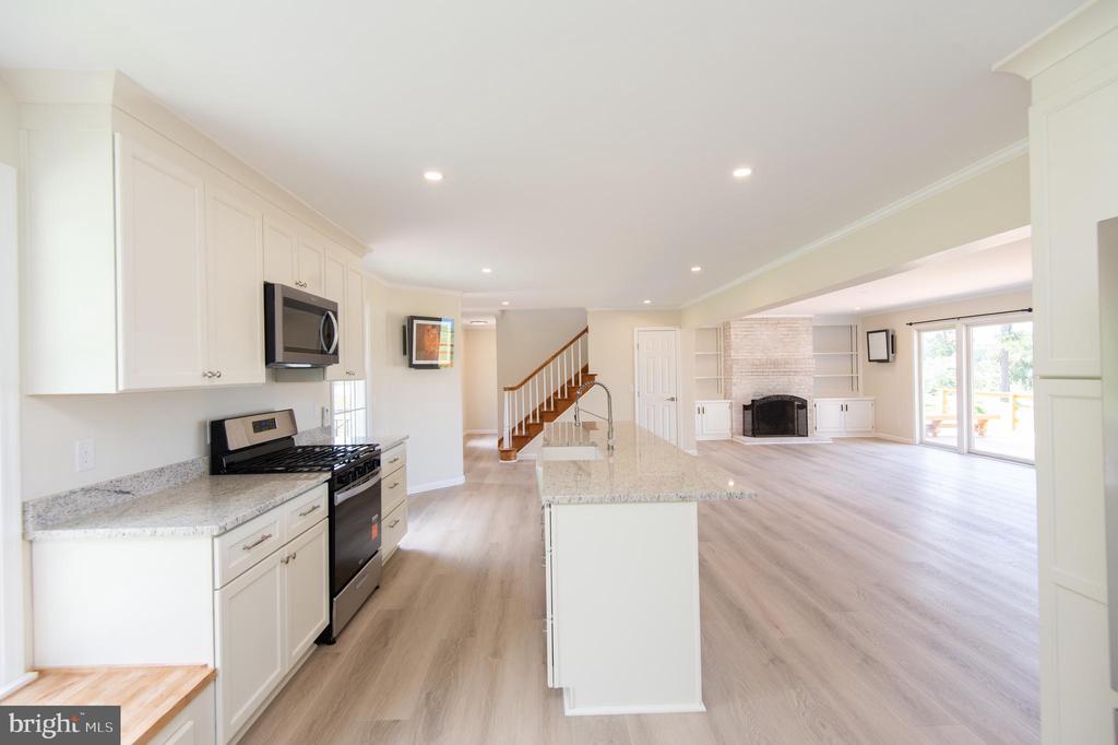 1619 PERSEUS ROAD