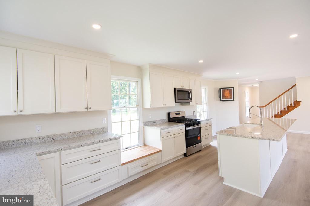 1619 PERSEUS ROAD