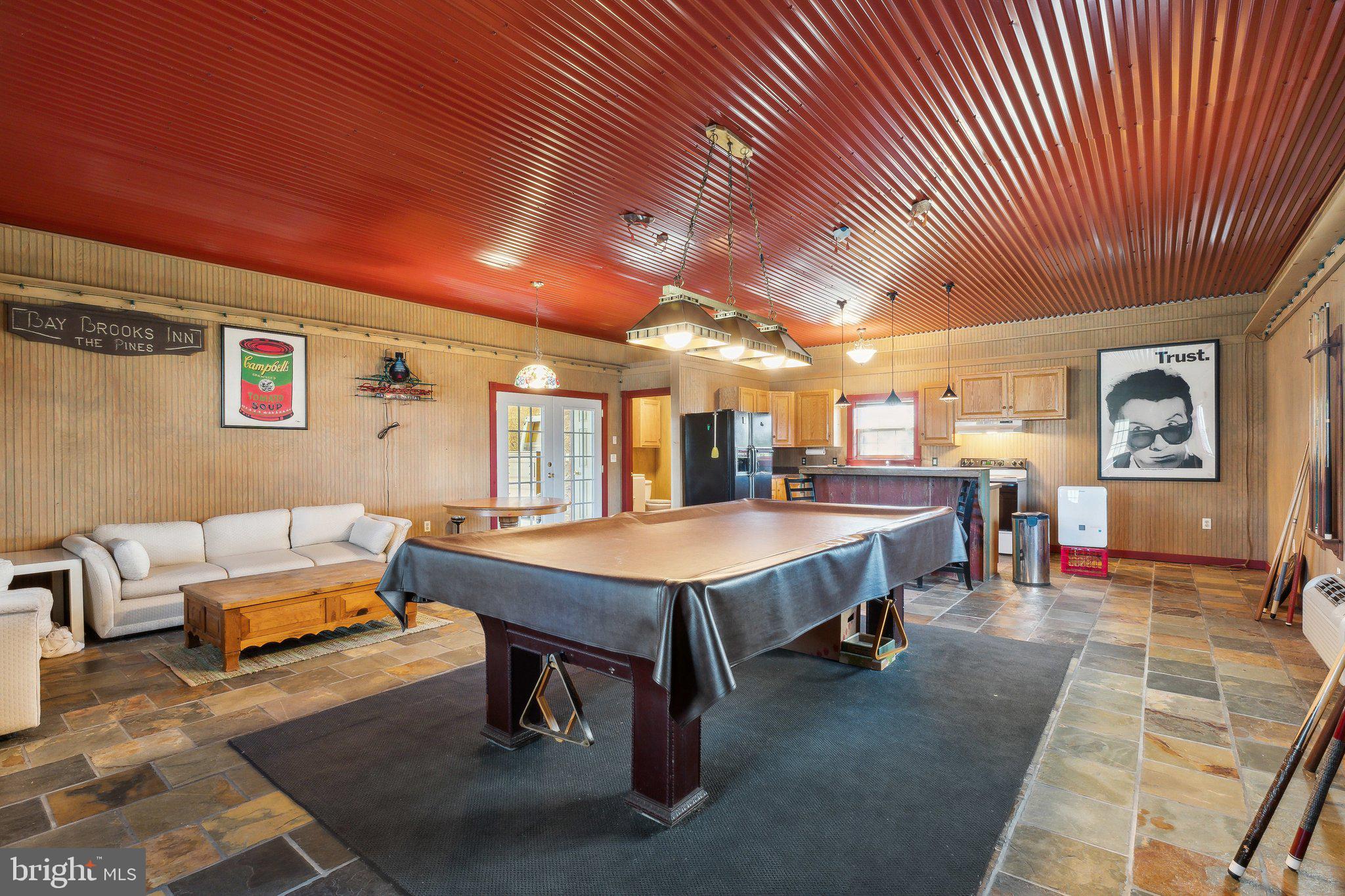 5253 RAGGED POINT ROAD