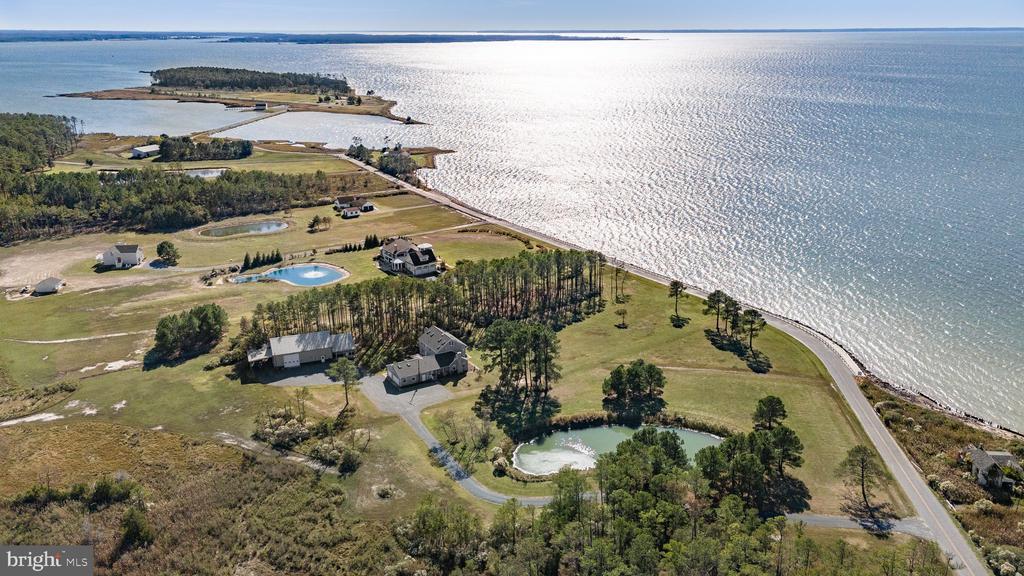 5253 RAGGED POINT ROAD