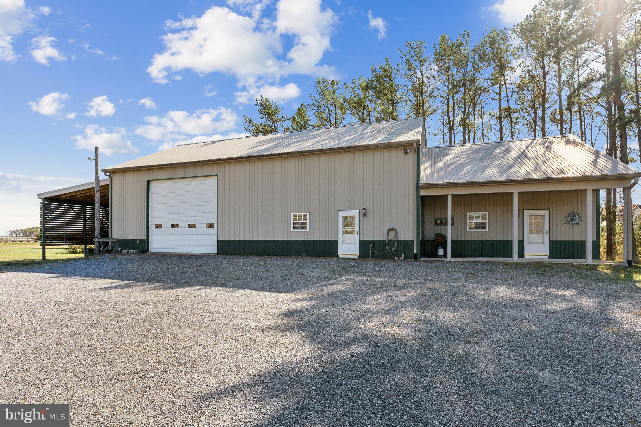 5253 RAGGED POINT ROAD