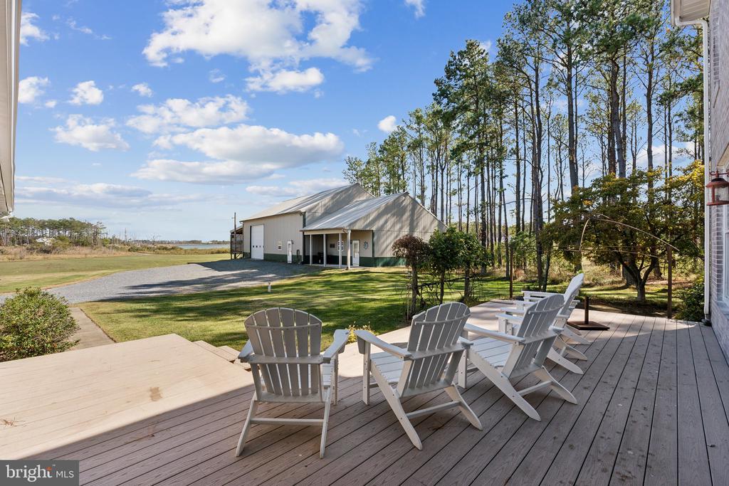 5253 RAGGED POINT ROAD